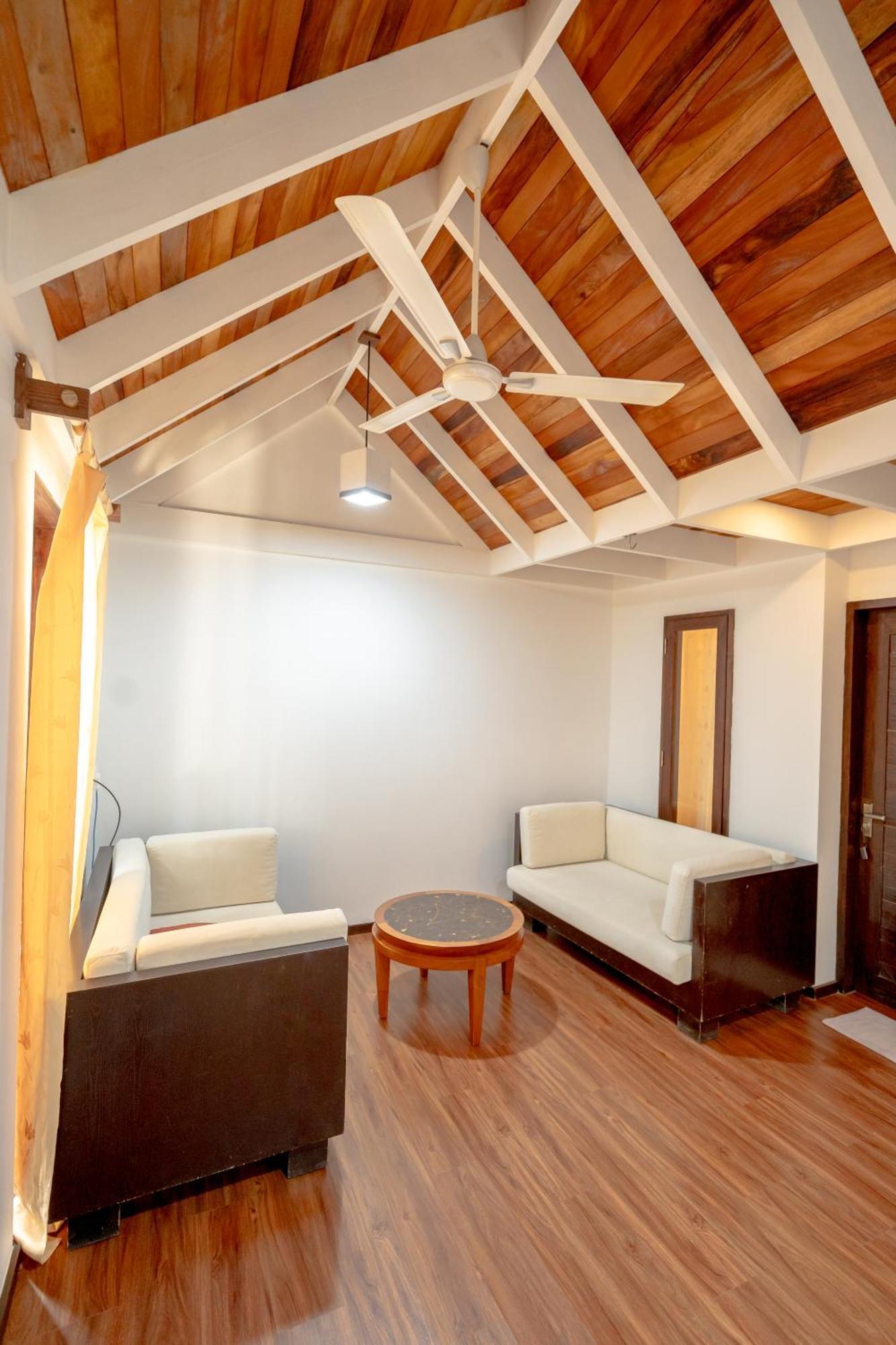 Brickwood Ganduvaru Private