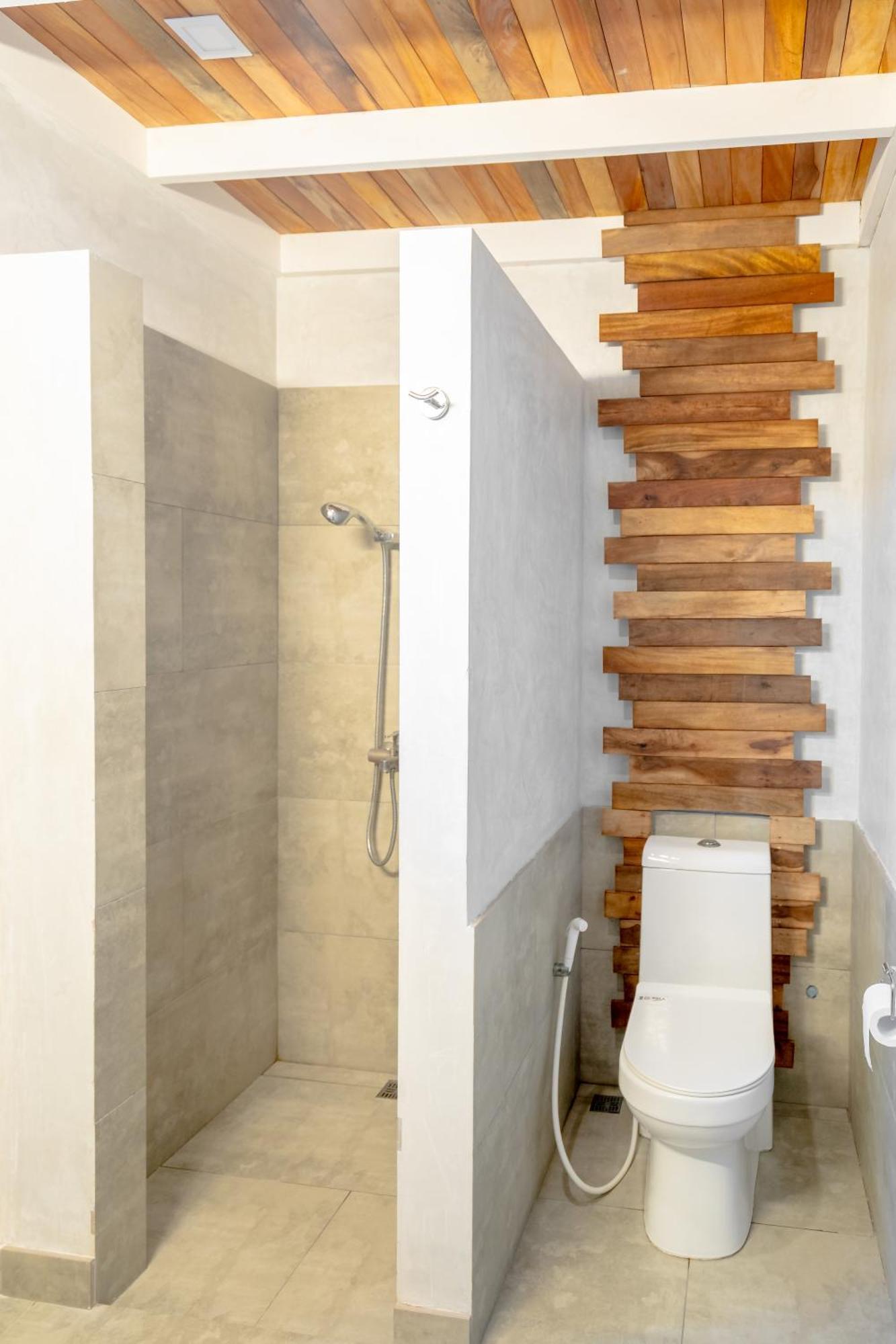Brickwood Ganduvaru Private *